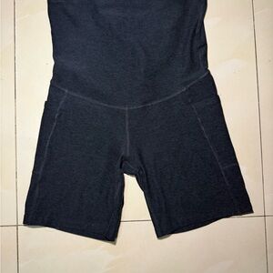 Beyond Yoga Space Dye Love The Bump Maternity Shorts | S